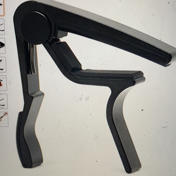 Guitar Picks and Guitar Capo - Picture 2 of 7